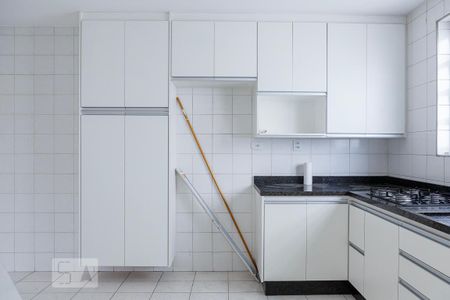 Apartamento para alugar com 75m², 2 quartos e 1 vagaCozinha