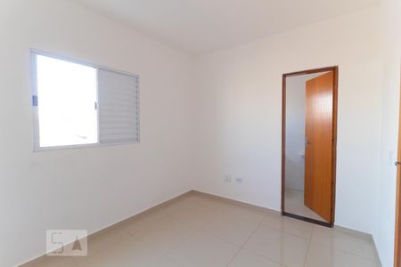 Suíte 1 de casa de condomínio para alugar com 2 quartos, 90m² em Vila Pierina, São Paulo