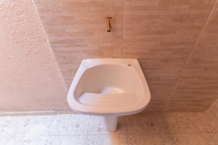 Casa de condomínio para alugar com 90m², 2 quartos e 1 vaga Casa de condomínio para alugar com 90m², 2 quartos e 1 vagaÁrea de Serviço