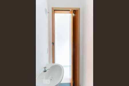 Casa de condomínio para alugar com 90m², 2 quartos e 1 vaga Casa de condomínio para alugar com 90m², 2 quartos e 1 vagaBanheiro