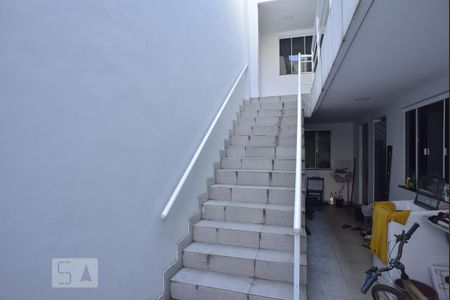 Entrada de kitnet/studio para alugar com 1 quarto, 30m² em Jacarepaguá, Rio de Janeiro