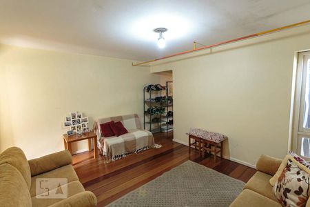 Sala de Estar de casa à venda com 2 quartos, 150m² em Partenon, Porto Alegre