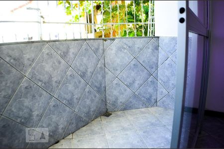 Apartamento para alugar com 55m², 2 quartos e 1 vagaDetalhe Sala - Varanda