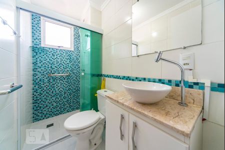 Banheiro  de apartamento à venda com 3 quartos, 65m² em Vila Scarpelli, Santo André