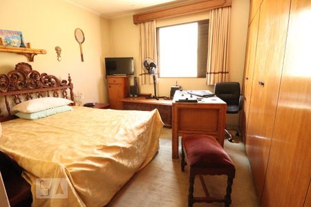 Casa à venda com 400m², 6 quartos e 4 vagasQuarto 3