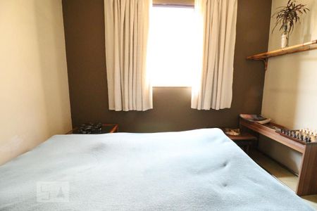 Casa à venda com 400m², 6 quartos e 4 vagasQuarto 2