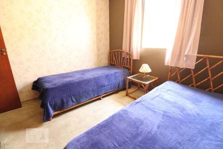 Casa à venda com 400m², 6 quartos e 4 vagasQuarto 1