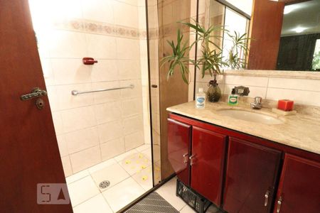 Casa à venda com 400m², 6 quartos e 4 vagassuíte 1