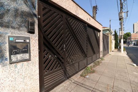 Casa à venda com 400m², 6 quartos e 4 vagasFachada