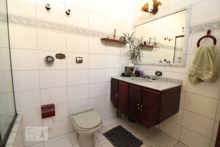 Casa à venda com 400m², 6 quartos e 4 vagassuíte 2