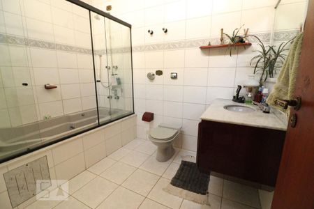 Casa à venda com 400m², 6 quartos e 4 vagasBanheiro 2