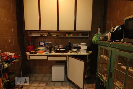 Casa à venda com 400m², 6 quartos e 4 vagasCozinha 2