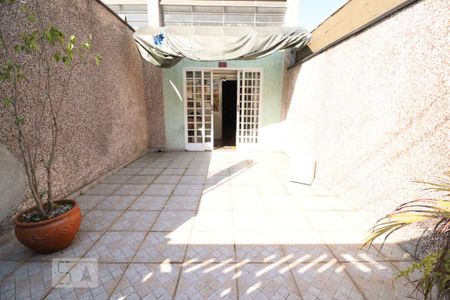Casa à venda com 400m², 6 quartos e 4 vagasFachada