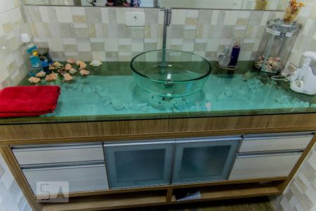Casa à venda com 253m², 4 quartos e 2 vagas Casa à venda com 253m², 4 quartos e 2 vagasPia