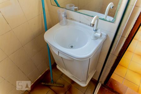 Casa à venda com 253m², 4 quartos e 2 vagas Casa à venda com 253m², 4 quartos e 2 vagasPia