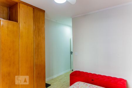 Casa à venda com 253m², 4 quartos e 2 vagas Casa à venda com 253m², 4 quartos e 2 vagasSuíte