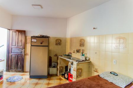 Casa à venda com 253m², 4 quartos e 2 vagas Casa à venda com 253m², 4 quartos e 2 vagasEdícula