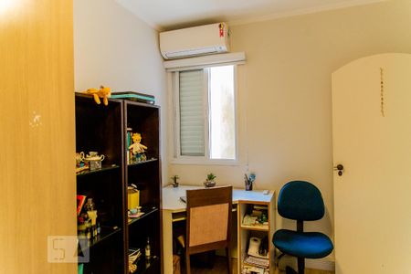 Casa à venda com 253m², 4 quartos e 2 vagas Casa à venda com 253m², 4 quartos e 2 vagasQuarto 1