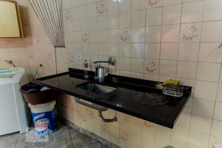 Casa à venda com 253m², 4 quartos e 2 vagas Casa à venda com 253m², 4 quartos e 2 vagasPia