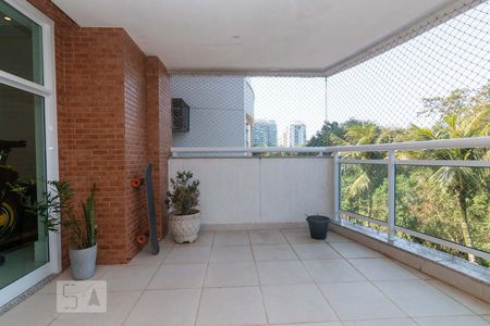 Apartamento para alugar com 133m², 3 quartos e 2 vagasVaranda 
