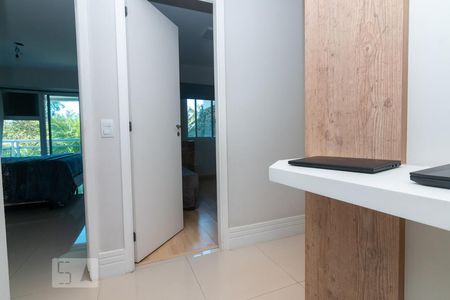 Apartamento para alugar com 133m², 3 quartos e 2 vagasCorredor 