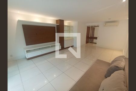 Sala de apartamento para alugar com 3 quartos, 133m² em Barra da Tijuca, Rio de Janeiro