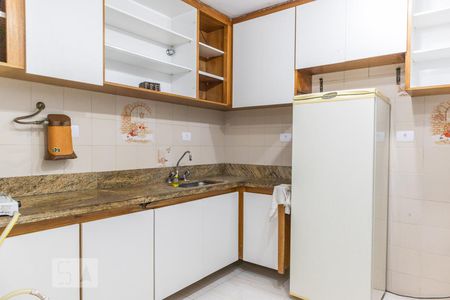 Cozinha de kitnet/studio para alugar com 1 quarto, 55m² em Vila Rosália, Guarulhos