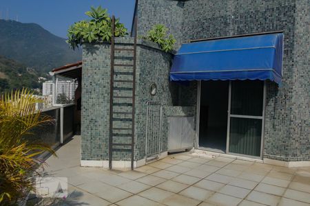 Apartamento para alugar com 300m², 4 quartos e 3 vagasvaranda do segundo andar 