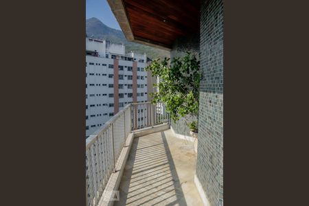 Apartamento para alugar com 300m², 4 quartos e 3 vagasvaranda 