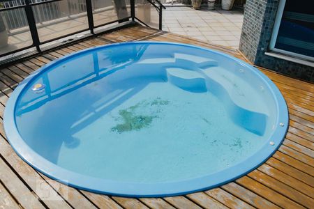 Apartamento para alugar com 300m², 4 quartos e 3 vagasdeck da piscina 