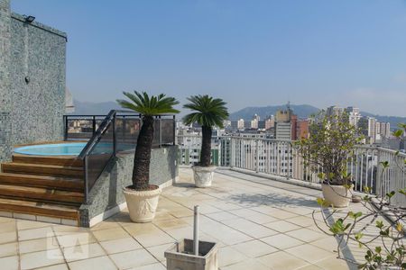 Apartamento para alugar com 300m², 4 quartos e 3 vagasvaranda do segundo andar 