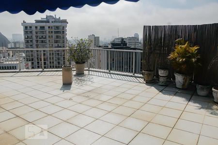 Apartamento para alugar com 300m², 4 quartos e 3 vagasvaranda do segundo andar 