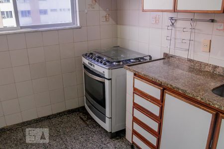 Apartamento para alugar com 300m², 4 quartos e 3 vagascozinha 