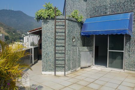 Apartamento para alugar com 300m², 4 quartos e 3 vagasvaranda do segundo andar 