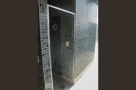 Apartamento para alugar com 300m², 4 quartos e 3 vagaschuveiro e sauna 