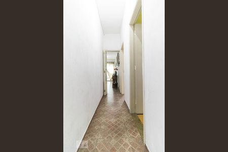 Casa para alugar com 380m², 7 quartos e 5 vagas Casa para alugar com 380m², 7 quartos e 5 vagasCorredor