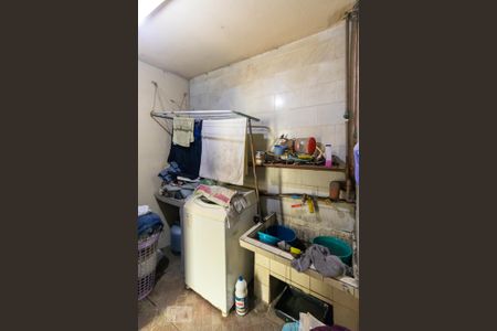 Casa para alugar com 380m², 7 quartos e 5 vagas Casa para alugar com 380m², 7 quartos e 5 vagasÁrea de serviço da casa 2