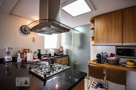 Apartamento à venda com 76m², 2 quartos e 1 vagaCozinha