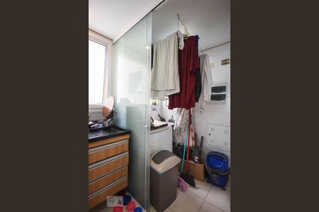 Apartamento à venda com 76m², 2 quartos e 1 vagaÁrea de serviço
