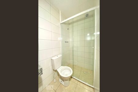 Studio para alugar com 45m², 2 quartos e 1 vaga Studio para alugar com 45m², 2 quartos e 1 vagaBanheiro