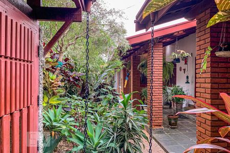 Casa à venda com 1000m², 5 quartos e 4 vagasÁrea Externa