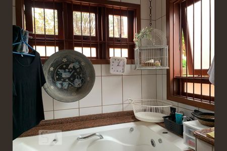 Casa à venda com 1000m², 5 quartos e 4 vagasBanheiro do Quarto 5