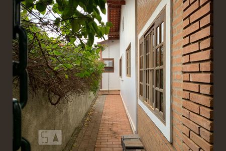 Casa à venda com 1000m², 5 quartos e 4 vagasÁrea Externa