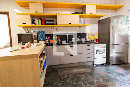 Casa para alugar com 400m², 4 quartos e 8 vagas Casa para alugar com 400m², 4 quartos e 8 vagasCozinha