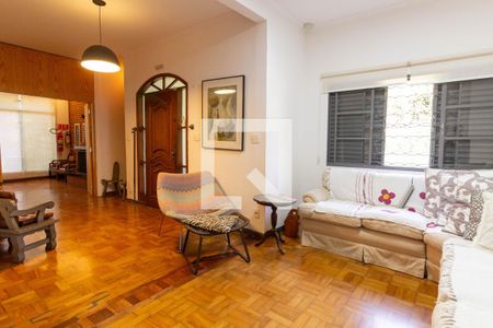 Sala de casa para alugar com 4 quartos, 400m² em Sumaré, São Paulo