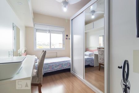 Quarto de apartamento à venda com 3 quartos, 79m² em Glória, Porto Alegre