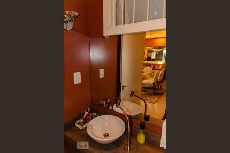 Lavabo de casa para alugar com 3 quartos, 300m² em Estância Velha, Canoas