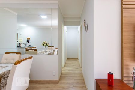 Apartamento à venda com 83m², 3 quartos e 2 vagasCorredor