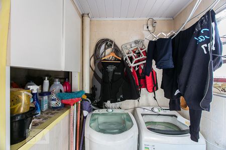 Casa à venda com 180m², 3 quartos e 2 vagasÁrea de Serviço