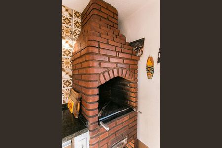 Casa à venda com 180m², 3 quartos e 2 vagasárea com Churrasqueira